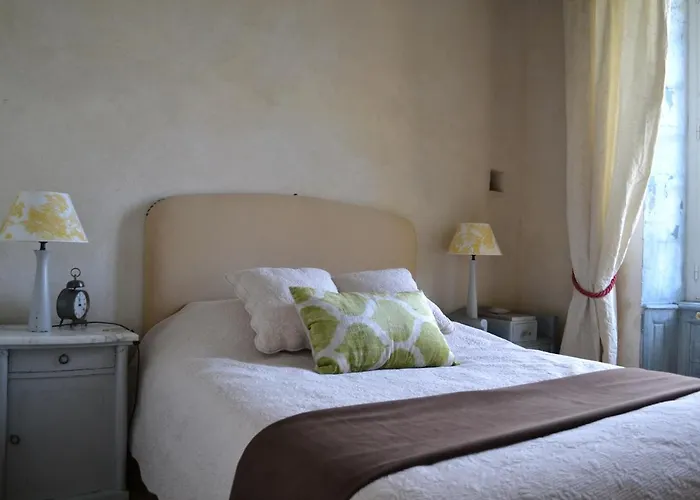 La Escuris * Escures-sur-Favières